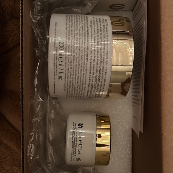 BNIB Elizabeth Grant Collagen Re-Inforce 24 hour face cream  & eye cream - Picture 2 of 2